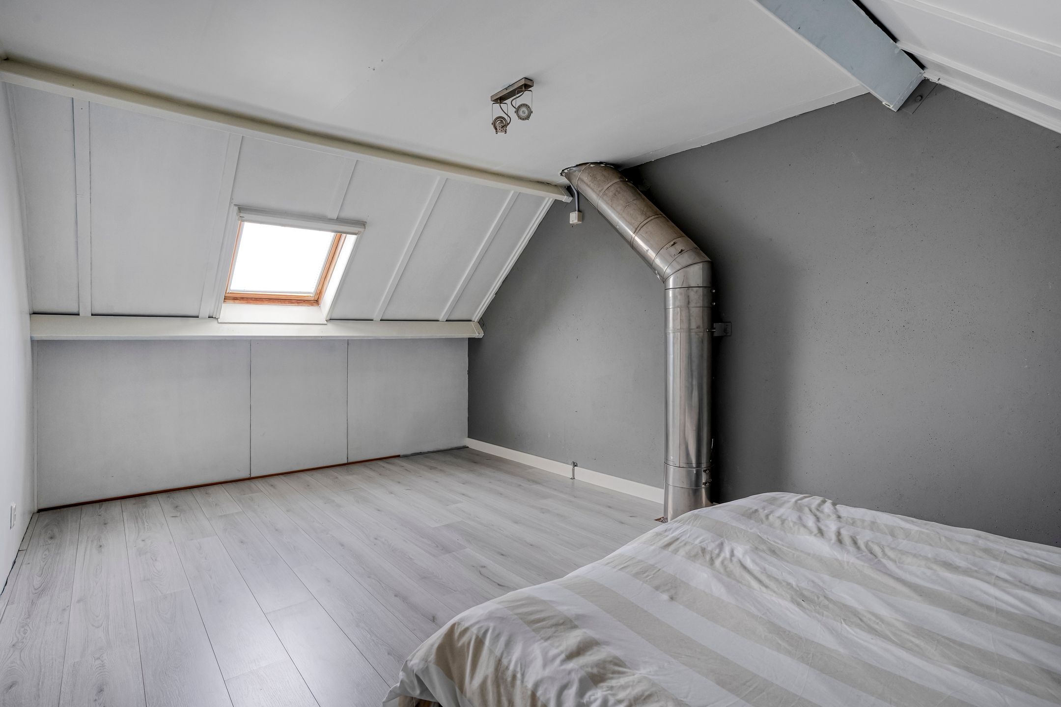 Foto 30 van Van Leeuwtemarke 14