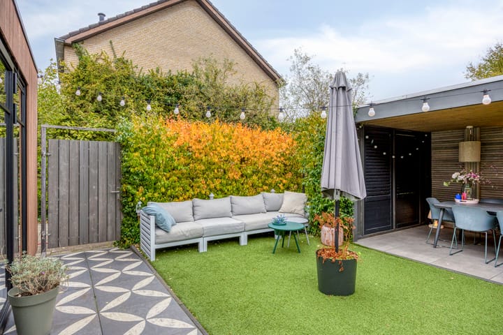 Photo 41 of Stijn Streuvelslaan 10