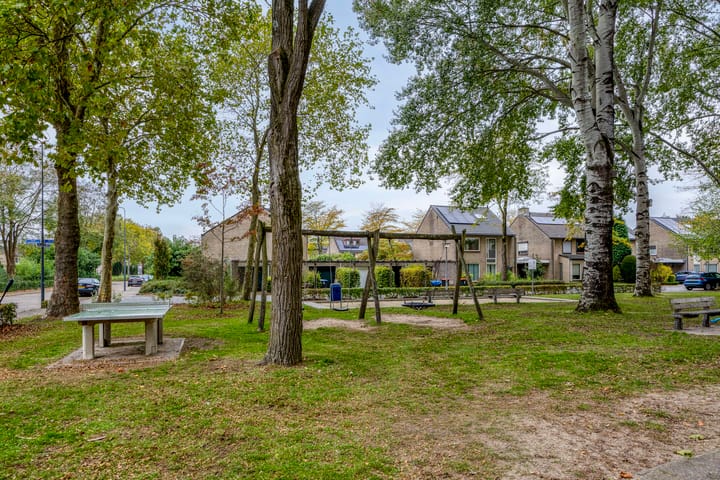 Photo 49 of Stijn Streuvelslaan 10