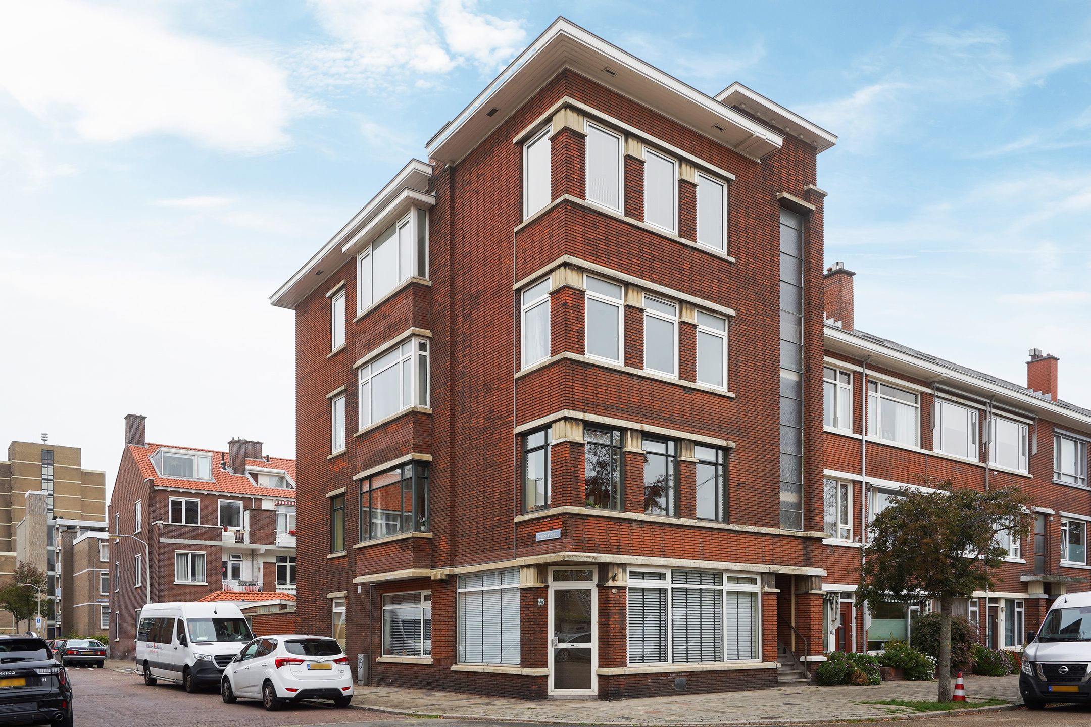 Veenendaalkade, 221, Den Haag, 2547AE, Zuid-Holland, Nederland 221