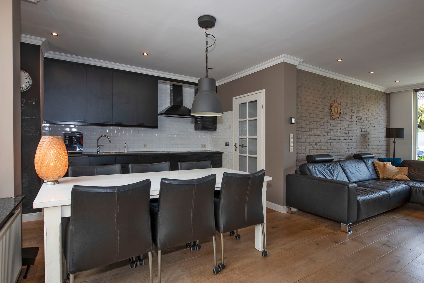 Foto 10 van Dorus Rijkersstraat 9