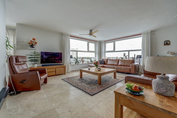 Foto 12 van Westpier 72