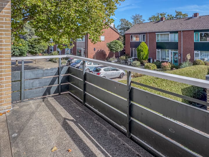 Foto 31 van Van der Hoevensstraat 43