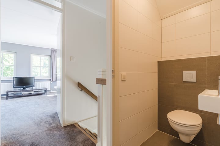 Photo 31 of Wethouder Slootstraat 1