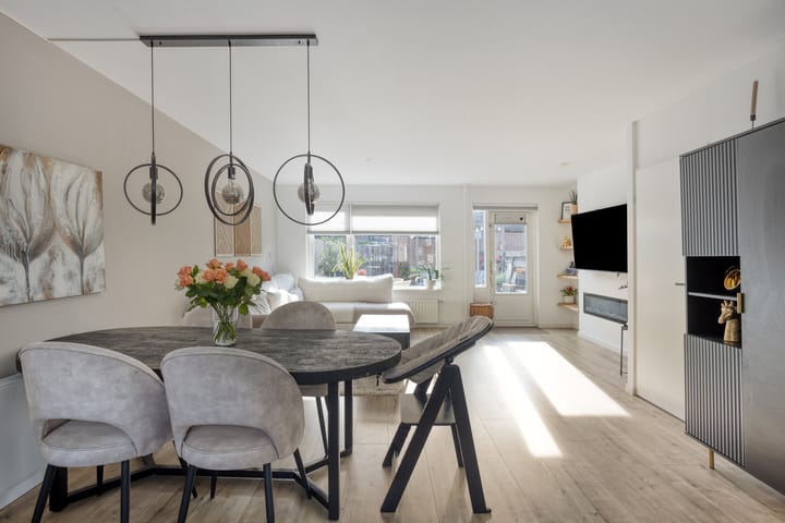 Foto 9 van Melkwit 7