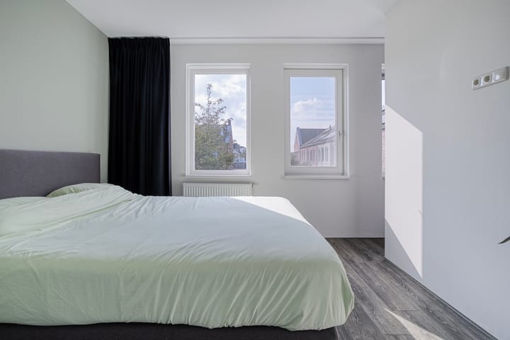 Photo 16 of Toutenburgstraat 18