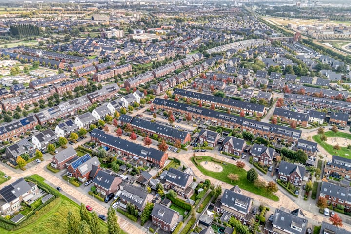 Photo 33 of Toutenburgstraat 18