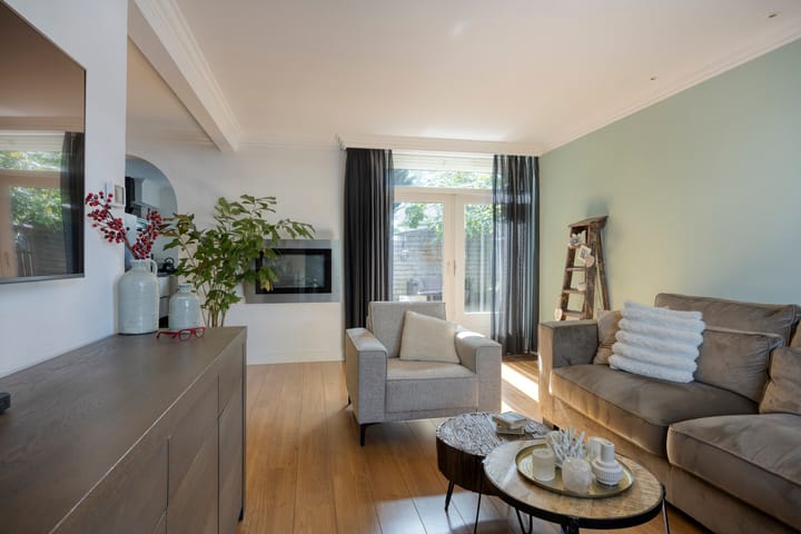 Photo 5 of Gerrit van der Veenstraat 211