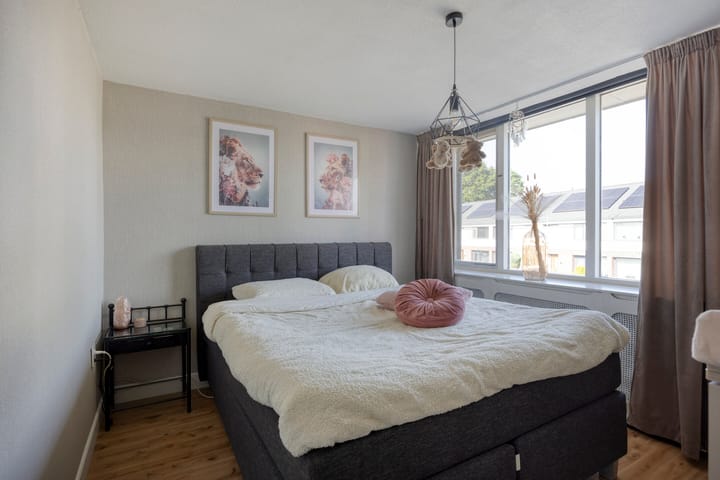 Photo 12 of Gerrit van der Veenstraat 211