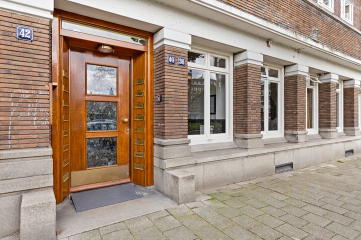 Photo 3 of Minervaplein 38-2