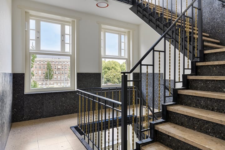 Photo 4 of Minervaplein 38-2