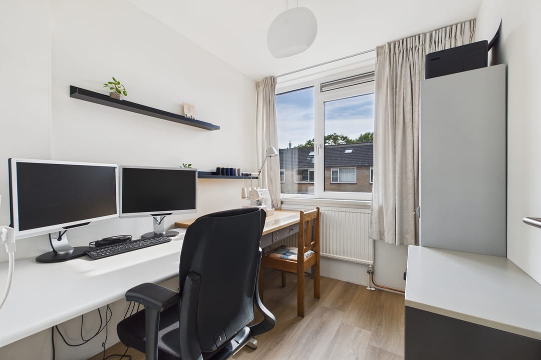 Photo 23 of Biesbosstraat 50