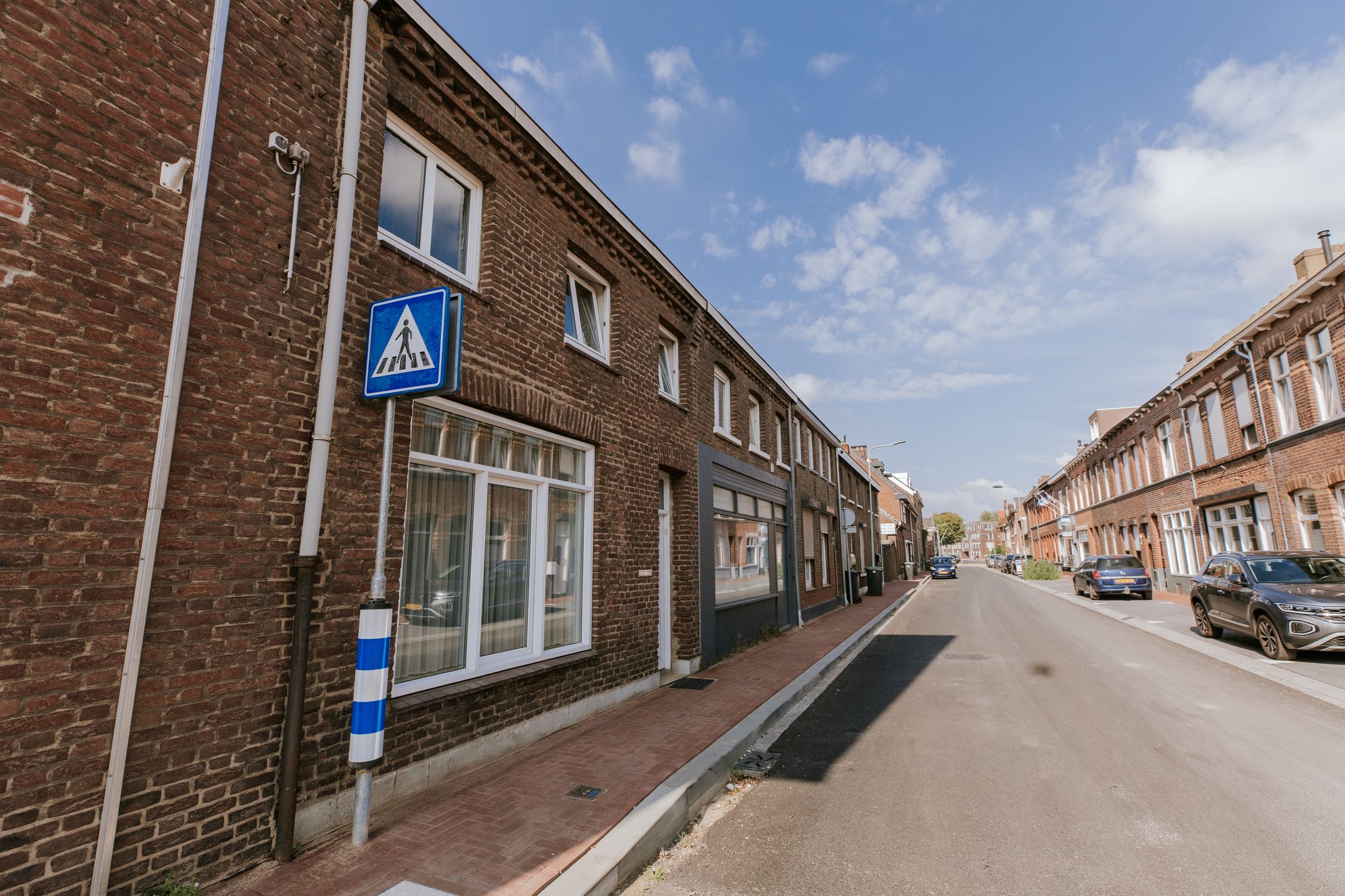 Photo 6 of Heinsbergerweg 58