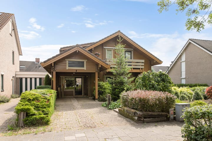 Foto 7 van Den Dries 23