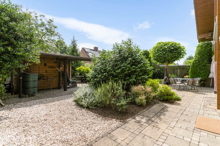 Foto 47 van Den Dries 23