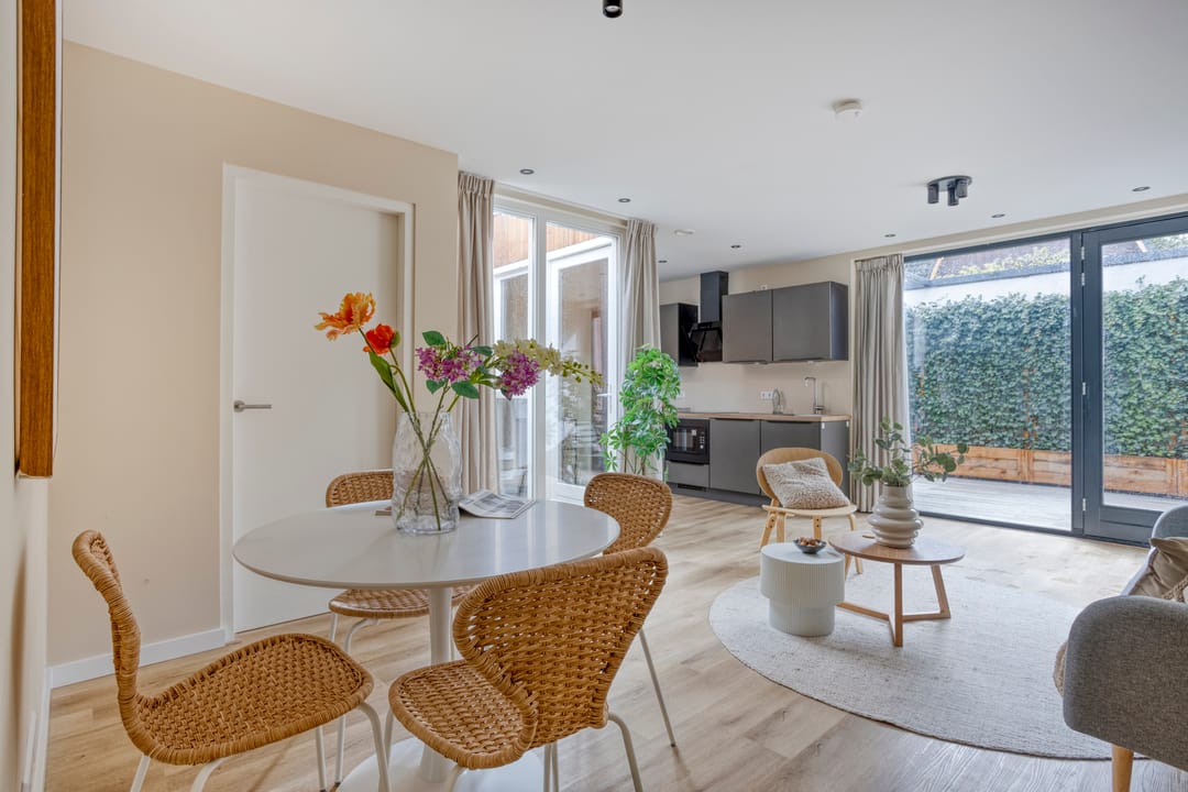 Photo 16 of Julianastraat 15-B