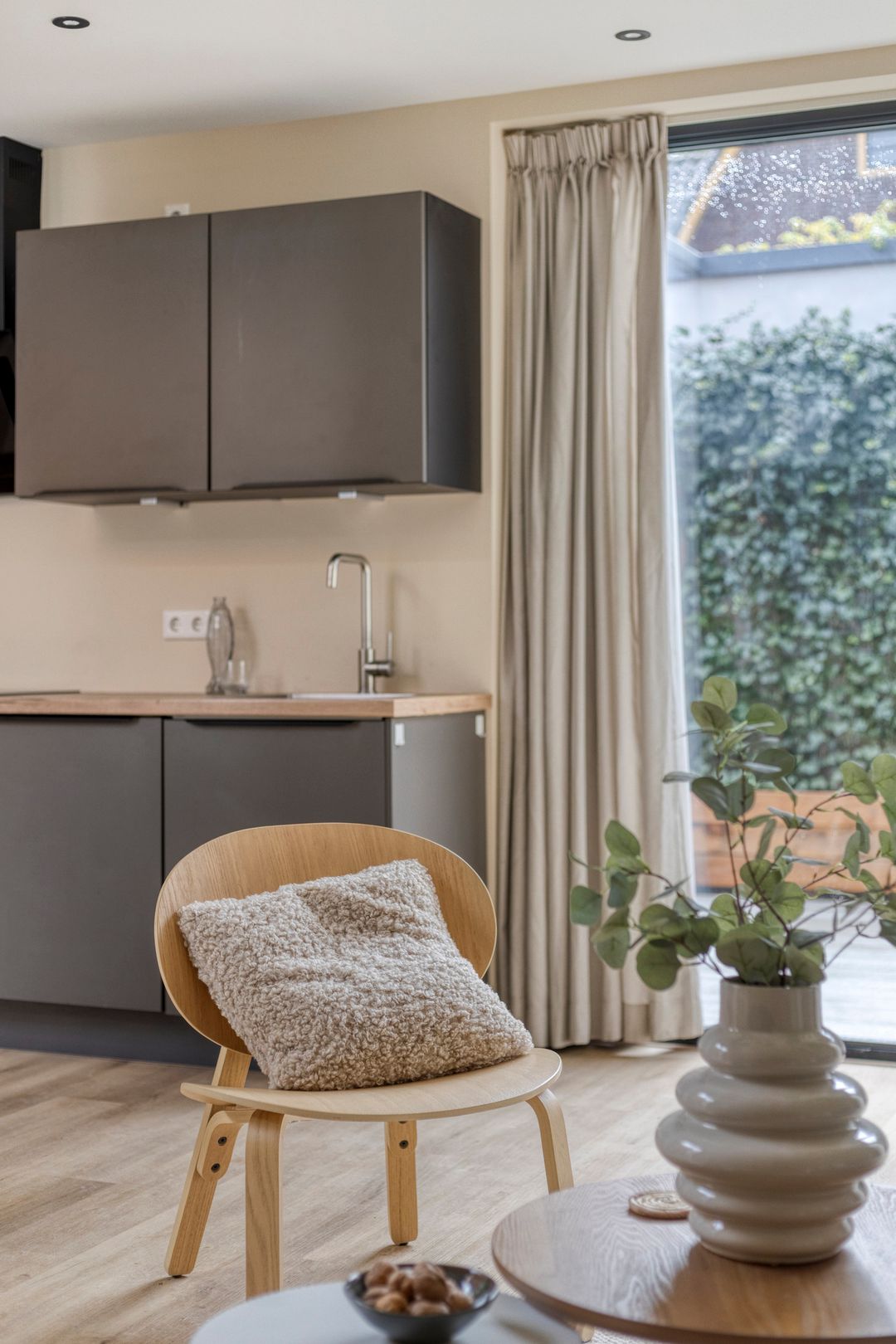 Photo 22 of Julianastraat 15-B