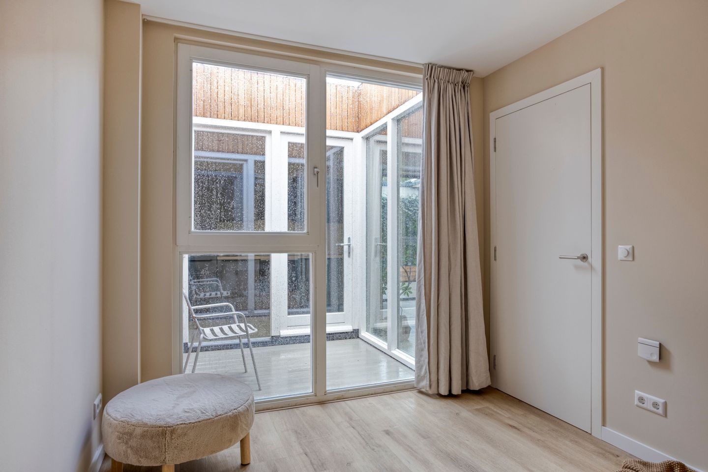 Photo 25 of Julianastraat 15-B