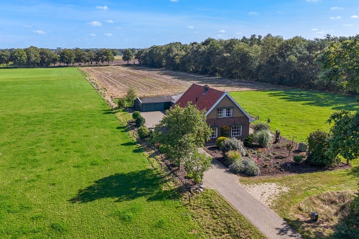 Foto 41 van Zwilbroekseweg 15