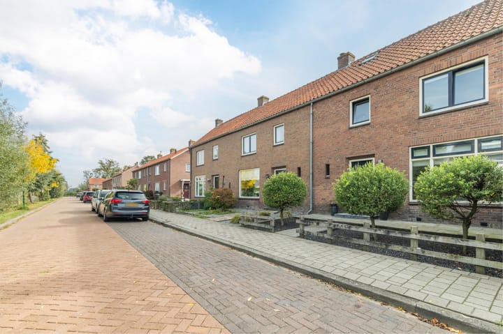 Photo 4 of Van Lockhorstweg 34