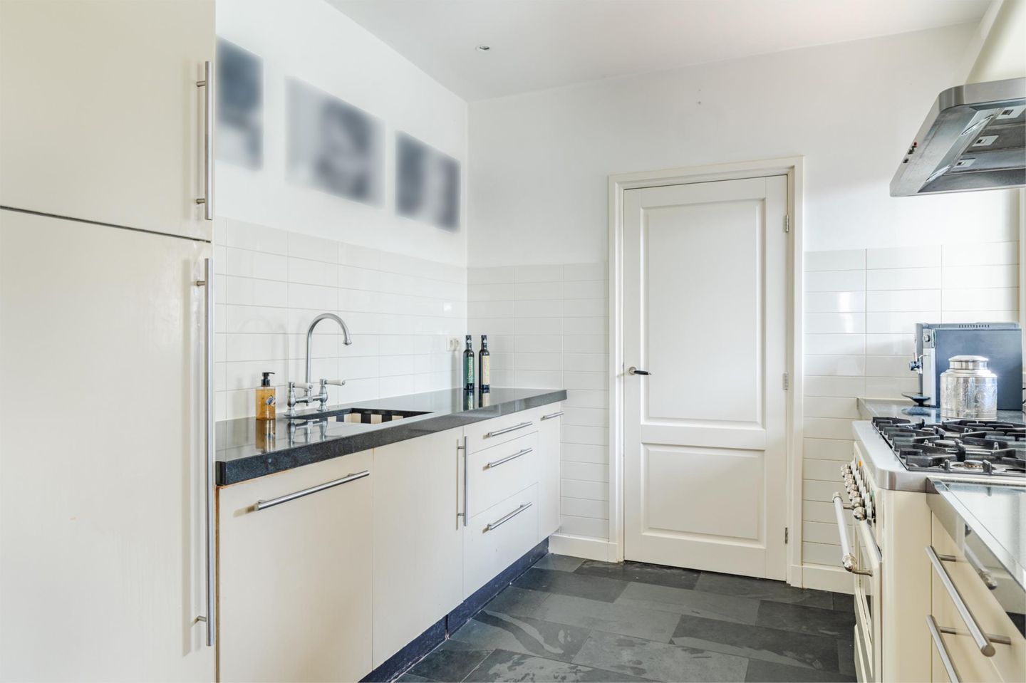 Photo 25 of Van Lockhorstweg 34