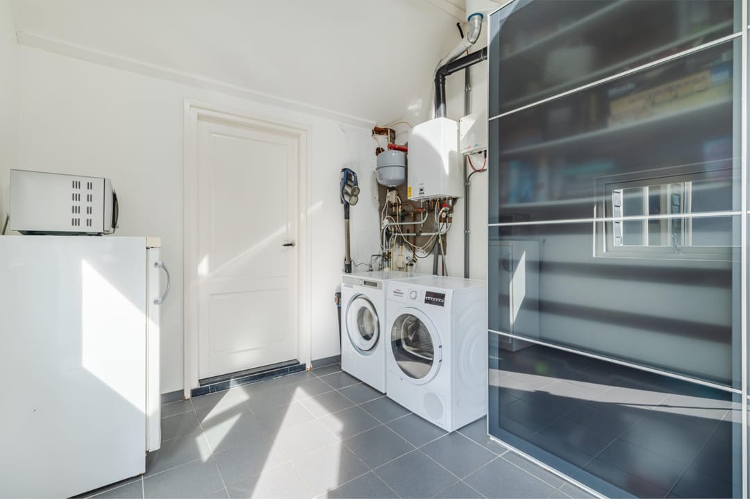 Photo 28 of Van Lockhorstweg 34