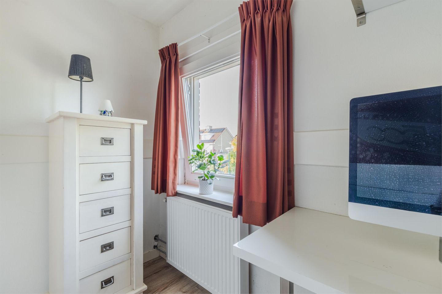 Photo 35 of Van Lockhorstweg 34