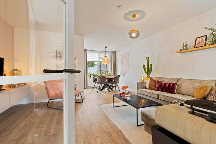 Foto 5 van Van Renessestraat 18