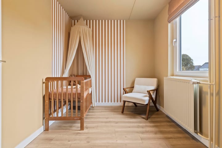 Photo 25 of Van Renessestraat 18