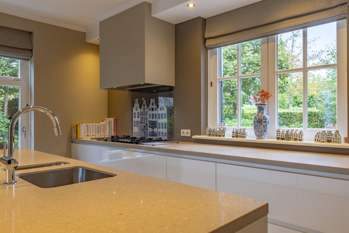 Foto 19 van Veenhuisweg 57