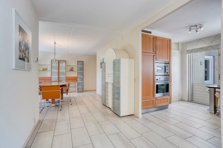 Foto 10 van M.L. Kingstraat 4-J