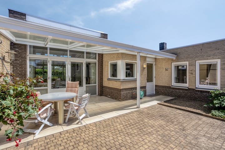 Foto 35 van M.L. Kingstraat 4-J