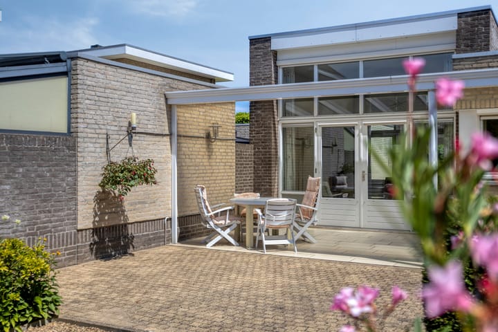 Foto 40 van M.L. Kingstraat 4-J