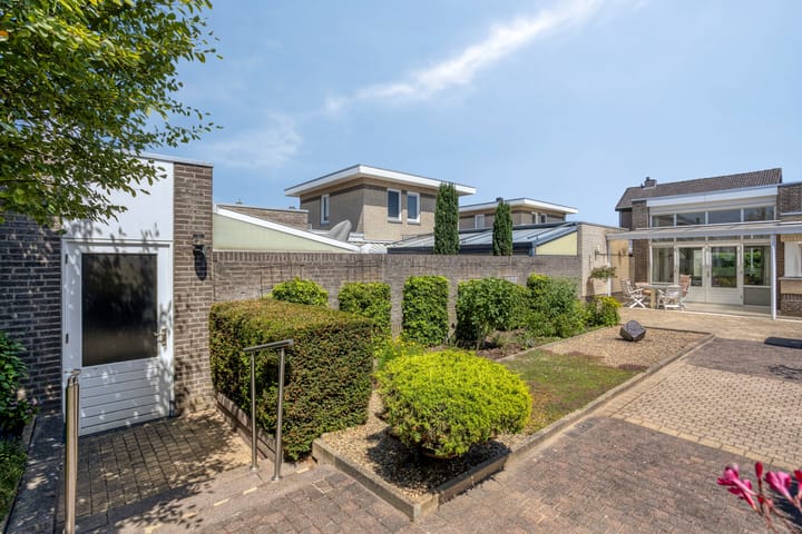 Foto 41 van M.L. Kingstraat 4-J