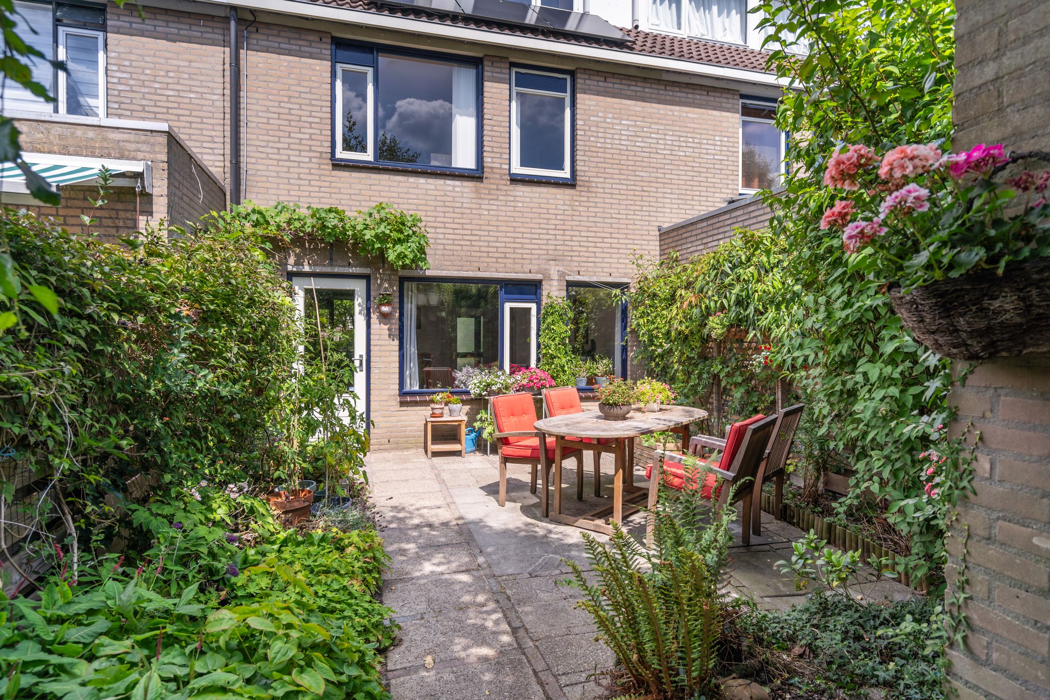 Foto 21 van Weidebloemenlaan 101