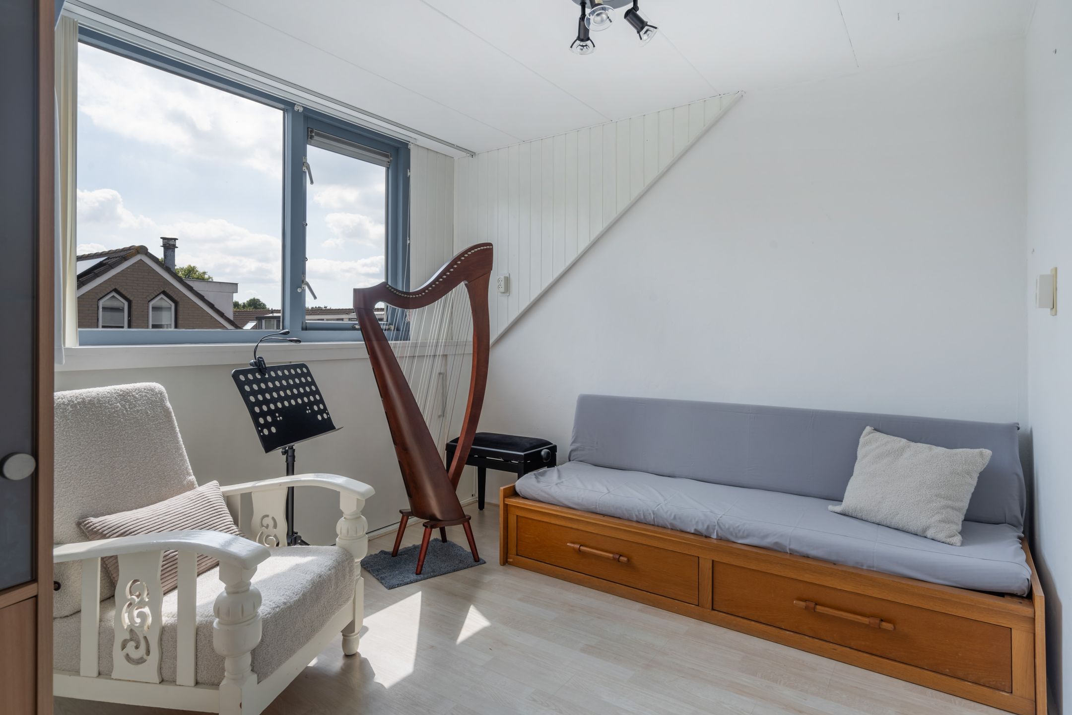 Foto 27 van Weidebloemenlaan 101