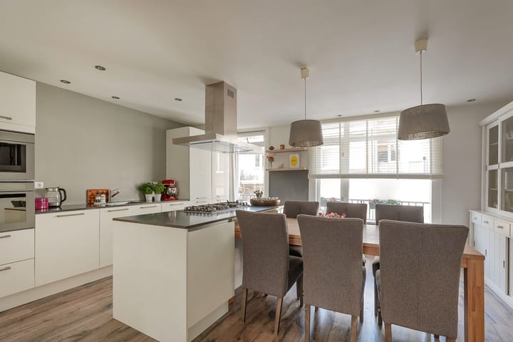 Photo 12 of Palmstraat 24-3