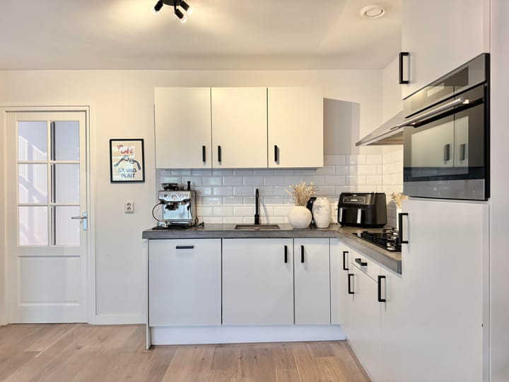 Photo 6 of Kanaalstraat 198-1