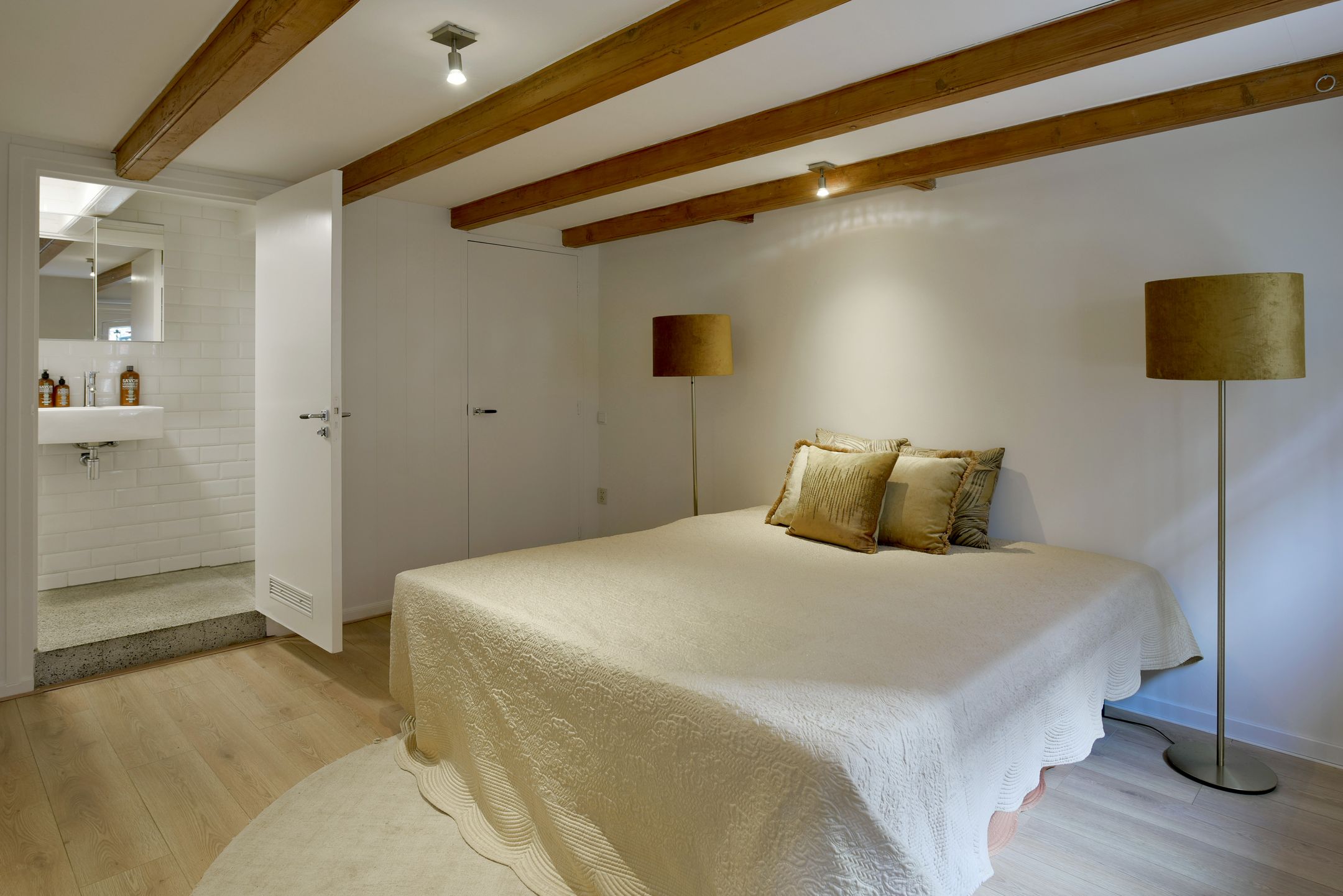 Photo 12 of Derde Helmersstraat 2