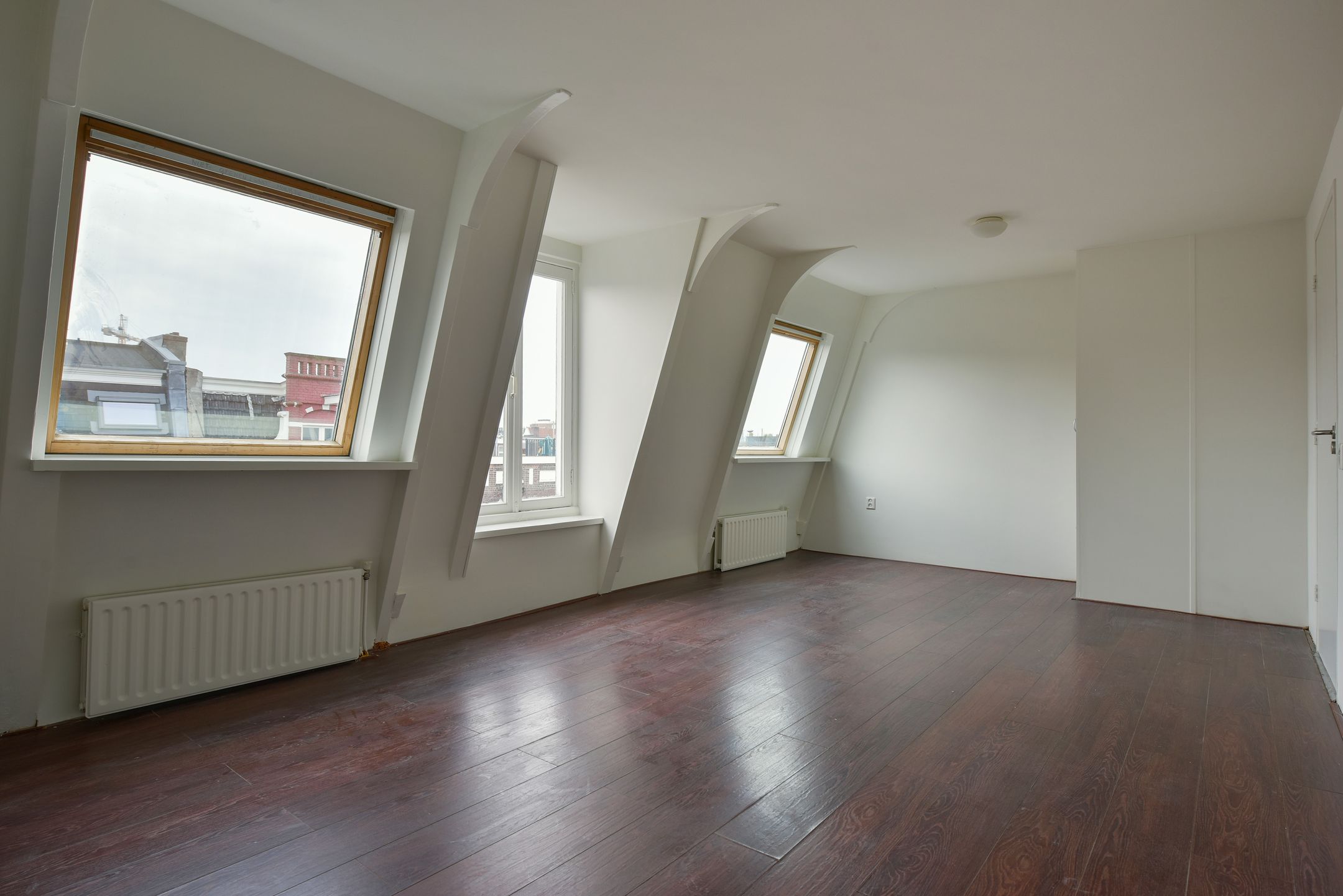 Photo 27 of Derde Helmersstraat 2