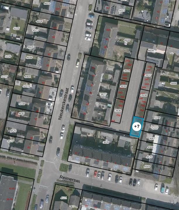 Photo 13 of Nieukerckestraat 24-A