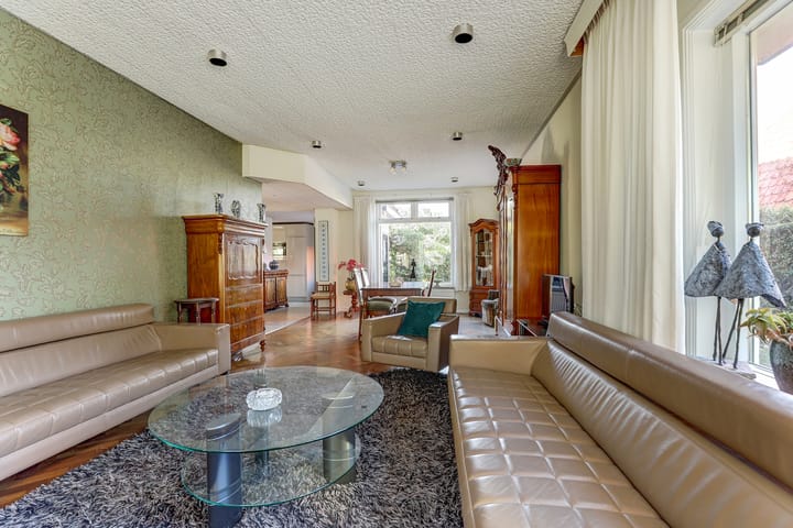 Photo 3 of Hertog van Saxenlaan 11