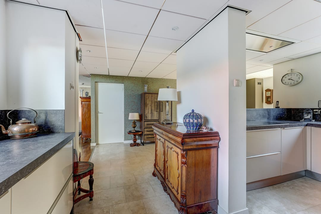 Photo 8 of Hertog van Saxenlaan 11