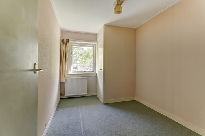 Photo 22 of Hertog van Saxenlaan 11