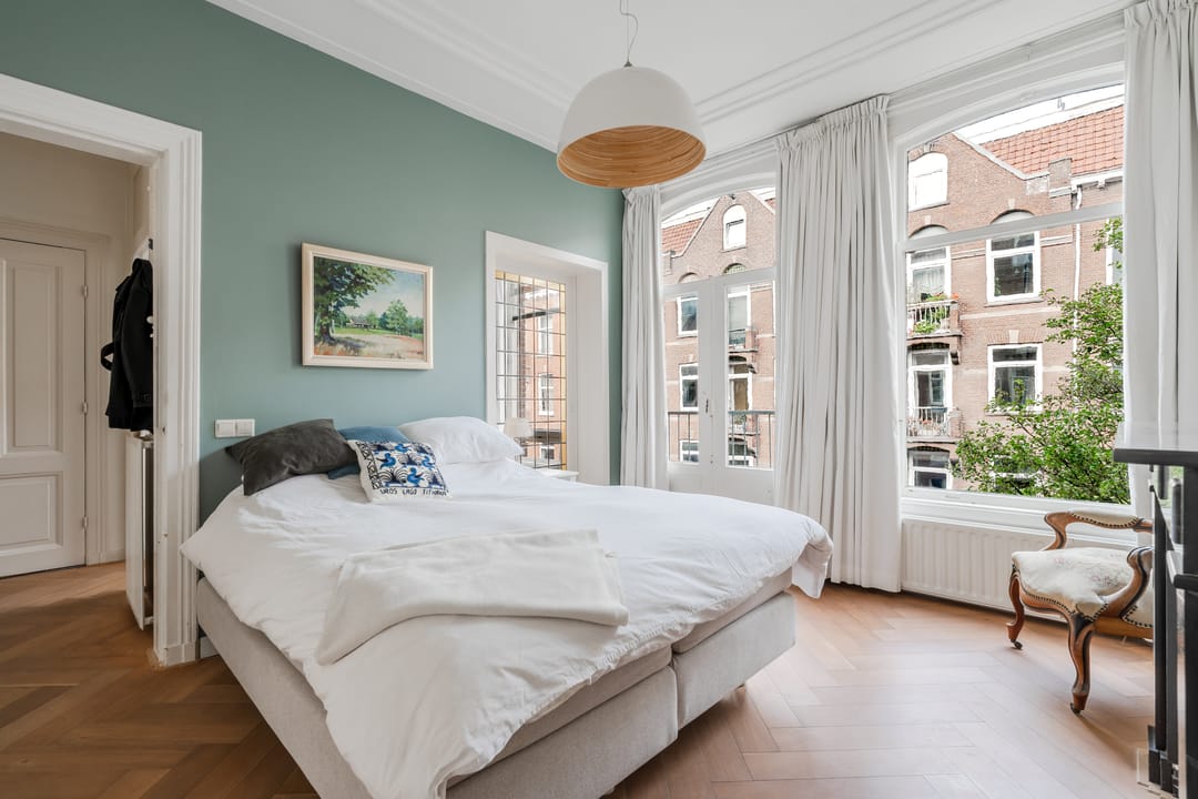 Photo 16 of Brederodestraat 75-2