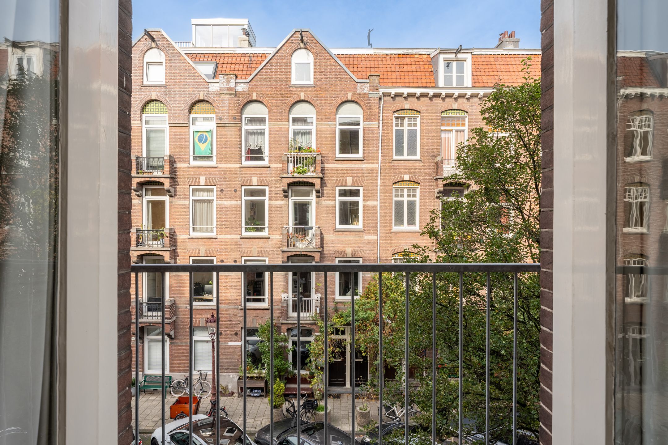 Photo 21 of Brederodestraat 75-2