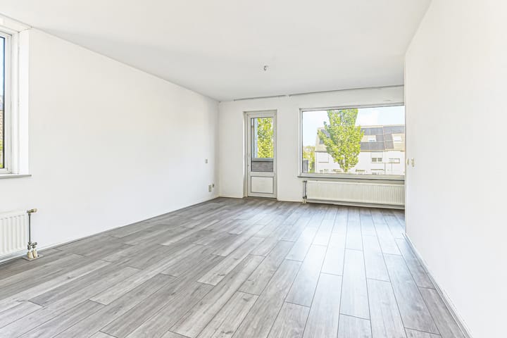 Foto 9 van Driewegplein 28