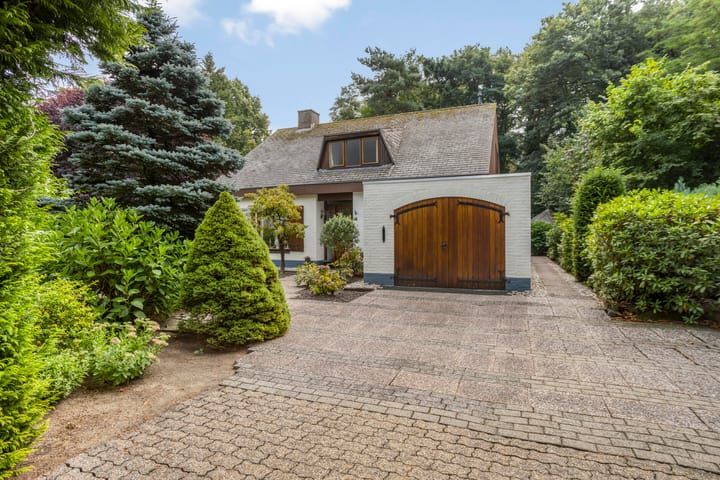 Foto 1 van Eifellaan 14