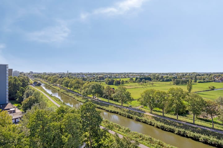 Photo 11 of Burgemeester D. Kooimanweg 639