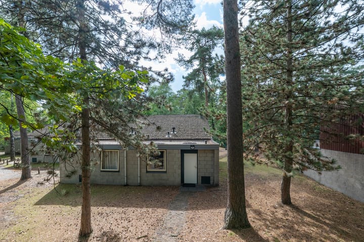 Photo 1 of Vennenbos 440